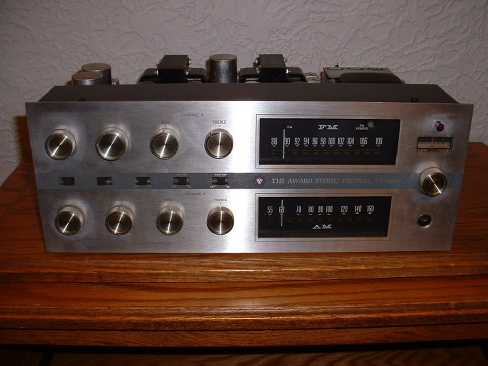 AWARD TA 7000X - Black - Hi-Fidelity Stereo Receiver (35 watts x 2) - Hero